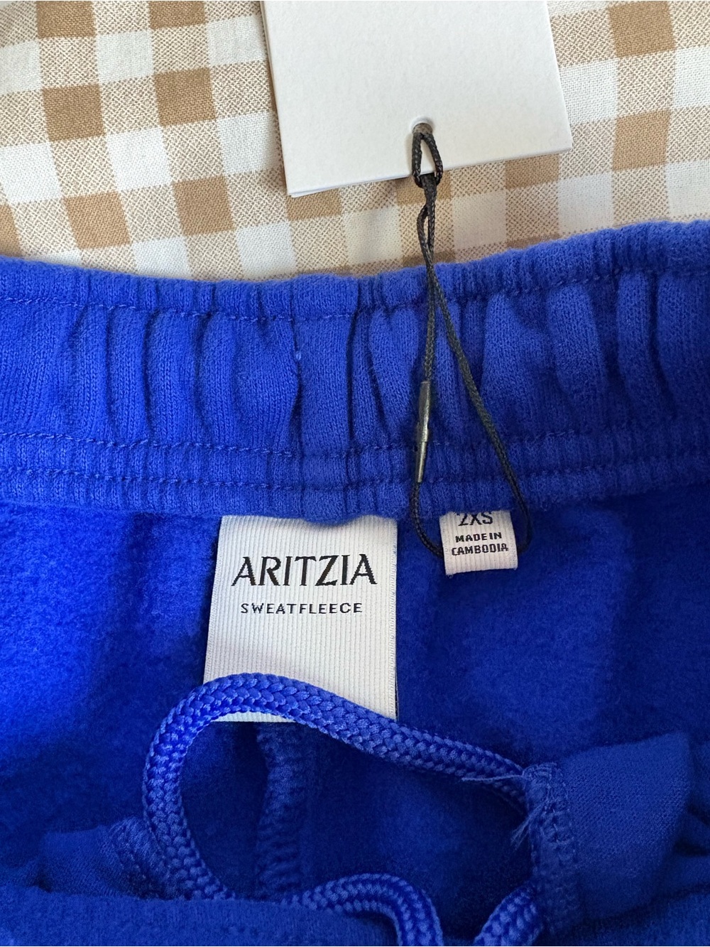 Aritzia Mega Mini Shorts - Picture 4 of 5